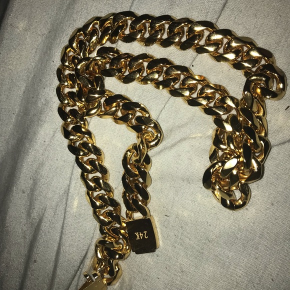 24 k Cuban link - Picture 2 of 3